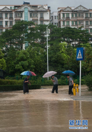 深圳遭遇2008年以來(lái)最大暴雨襲擊5