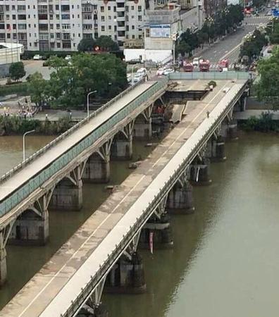 八一大橋2