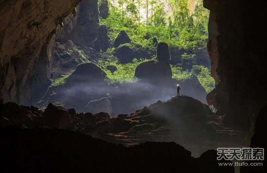 探秘越南最大洞穴 通往地心的通道？(圖)