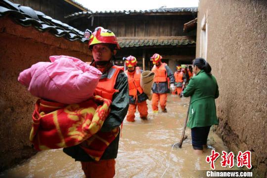 云南牟定發(fā)生強(qiáng)降雨洪澇災(zāi)害已致3人死亡1人受傷