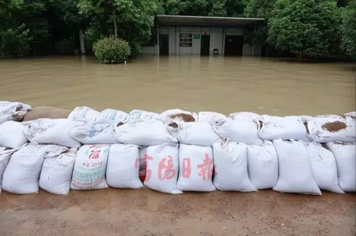 錢塘江流域暴發(fā)建國(guó)后第二大洪水 百年古橋被沖毀