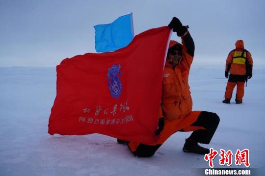 此前，東方醫(yī)院中國國際應(yīng)急醫(yī)療隊(上海)已先后派出兩位醫(yī)生四次跟隨“雪龍?zhí)枴背稣髂稀⒈睒O。供圖