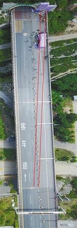 安監(jiān)總局發(fā)布秦嶺車禍調(diào)查報(bào)告:道路未按標(biāo)準(zhǔn)設(shè)計(jì)