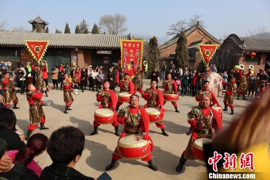 本屆年俗活動(dòng)新增了民俗內(nèi)容和非遺表演，表現(xiàn)形式多樣，內(nèi)容豐富多彩，當(dāng)?shù)靥厣珴庥?。張壁古堡景區(qū)供圖