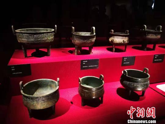 山西青銅博物館展品?！罱苡?攝