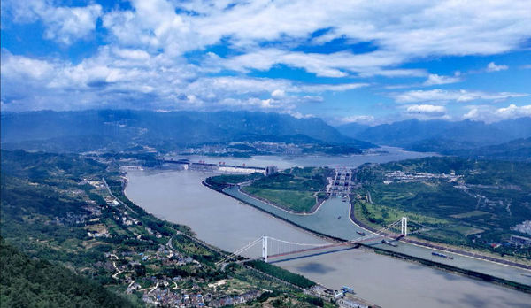 三峽大壩全景。攝影：湯偉